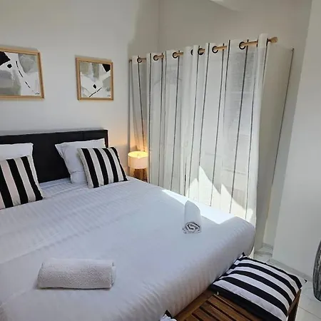 Evasion Romantique Avec Spa Et Sauna Apartmán *
